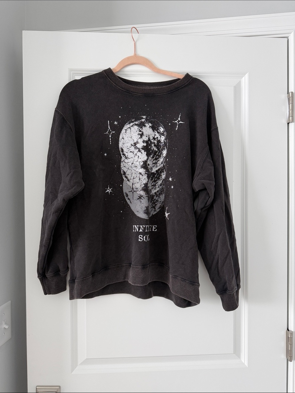 Hollister Charcoal 'Infinite Soul' Moon Graphic crewneck Sweatshirt